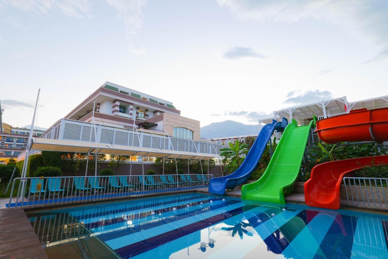 Crystal De Luxe Resort & Spa Kemer Exterior foto